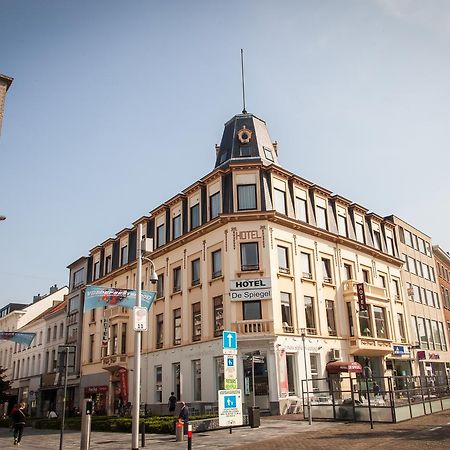 Hotel De Spiegel Sint-Niklaas Esterno foto