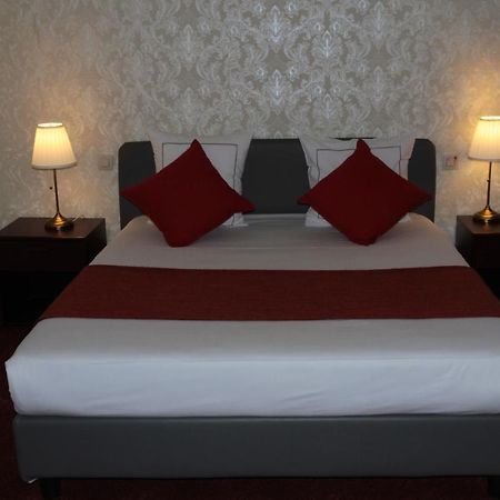 Hotel De Spiegel Sint-Niklaas Esterno foto