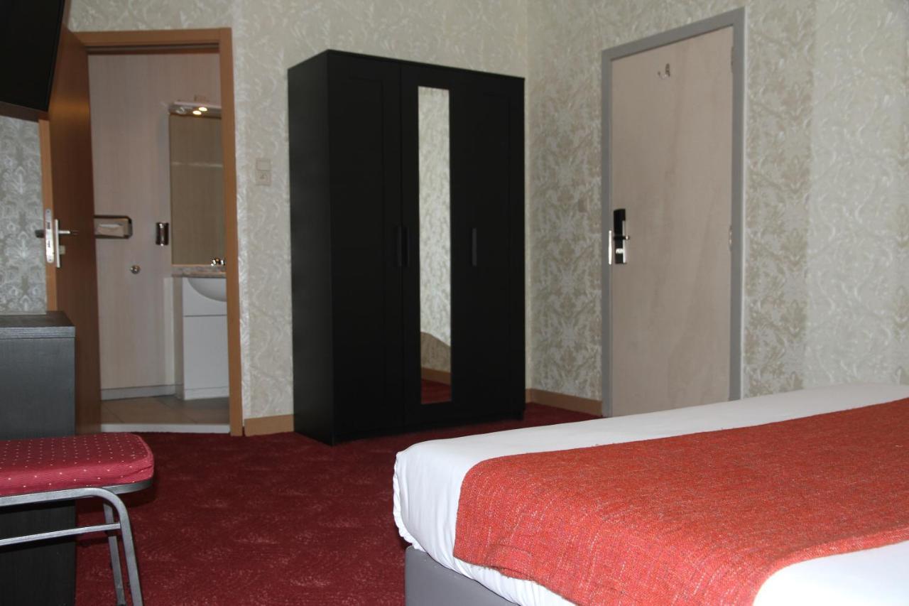 Hotel De Spiegel Sint-Niklaas Esterno foto