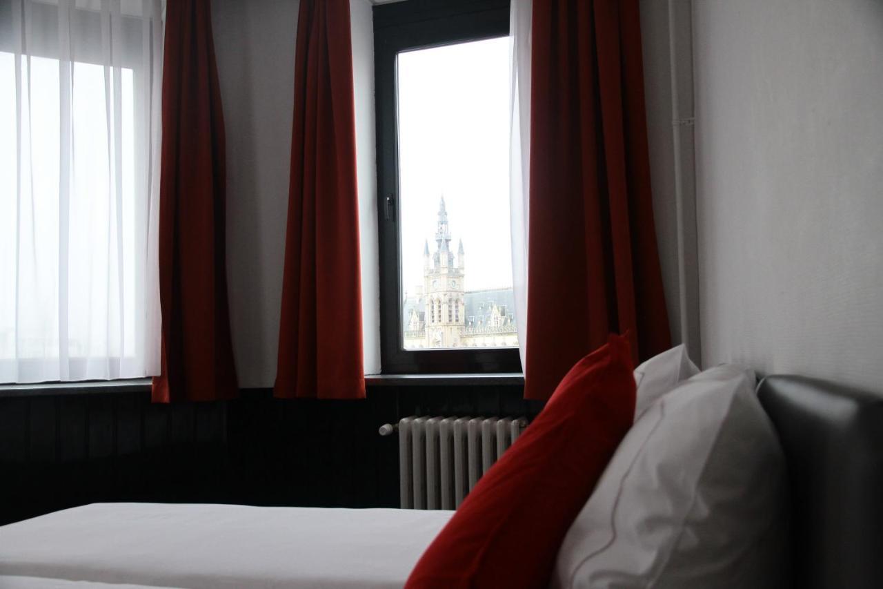 Hotel De Spiegel Sint-Niklaas Esterno foto